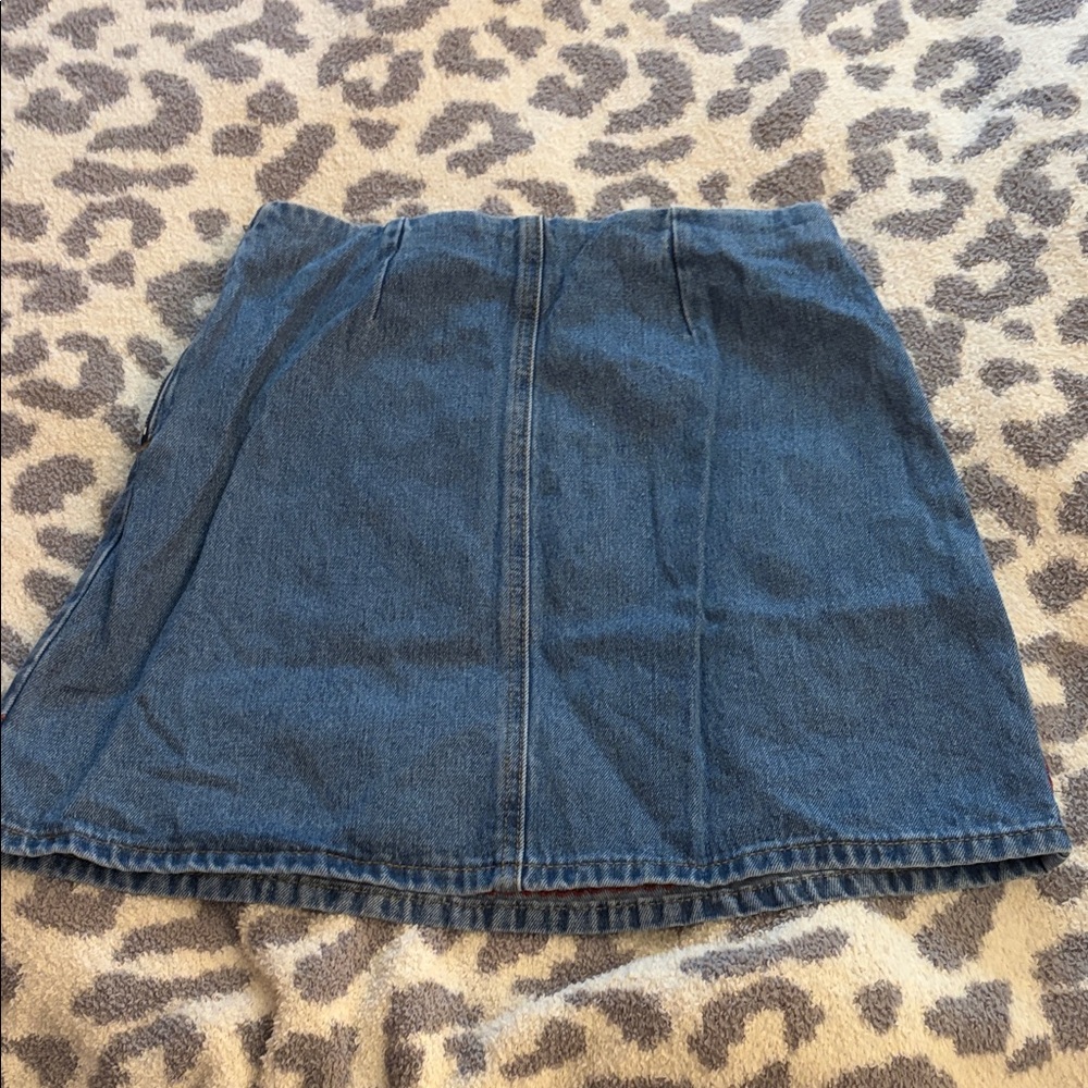 Embroidered Floral Denim Mini Skirt - Picture 5 of 6